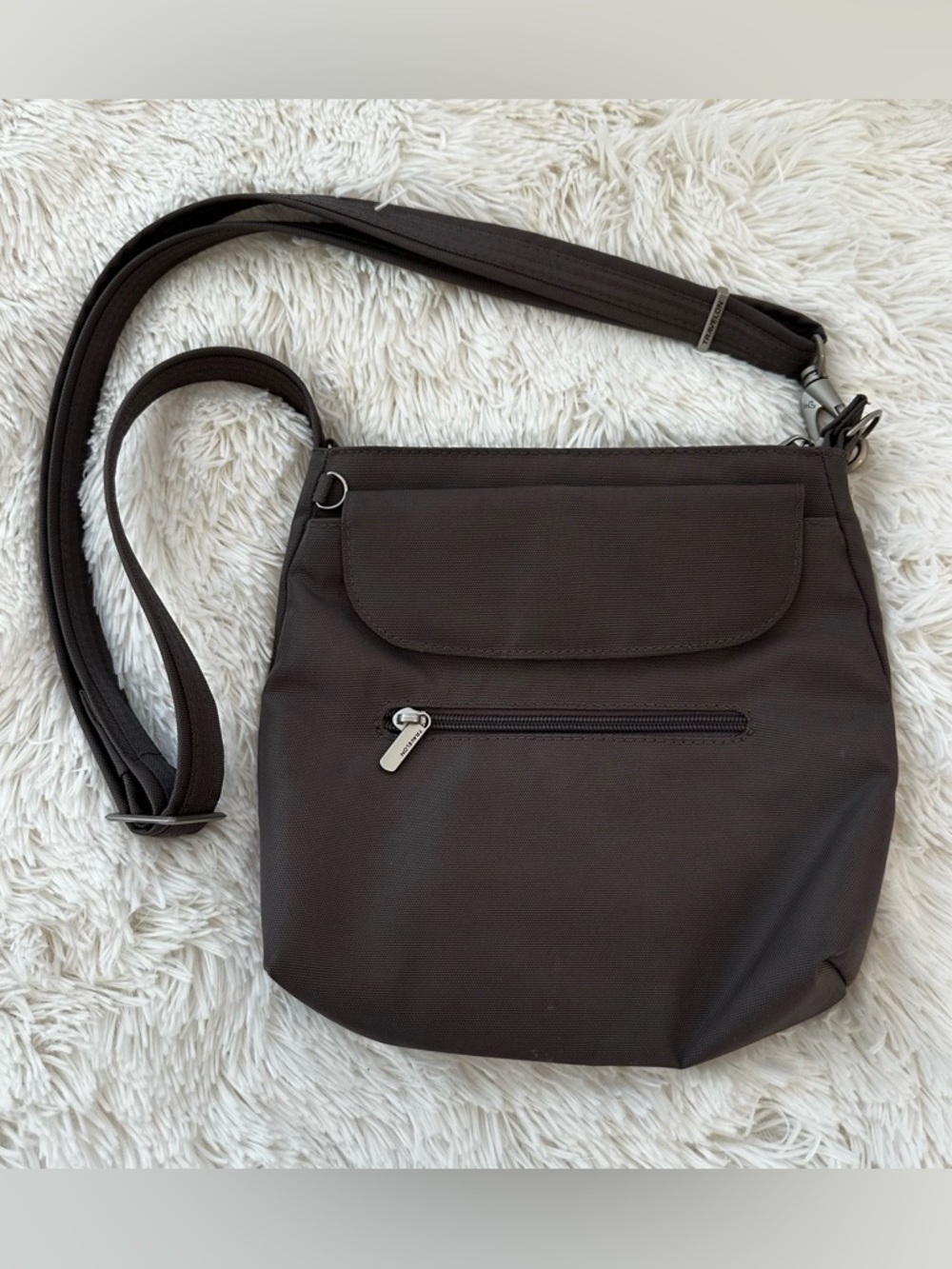 Travelon Anti Theft Classic Mini Crossbody Bag Brown RFID Travel Purse Locking